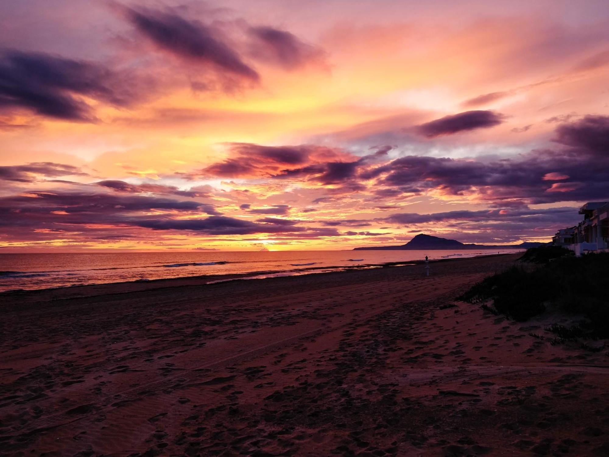 Hello Piles Beach Sofia Dış mekan fotoğraf